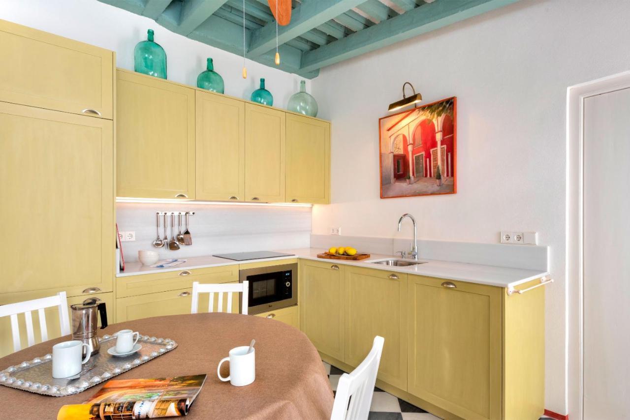 Genteel Home Casa Alcazar Севилья Экстерьер фото